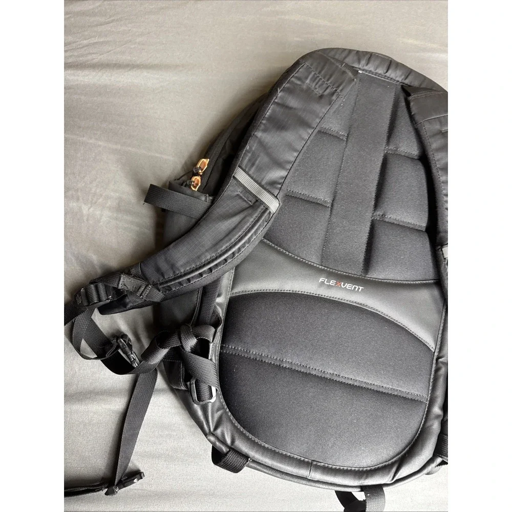 The North Face Women's‎ Recon Luxe Backpack, TNF Black/Burnt Coral, OS - USED